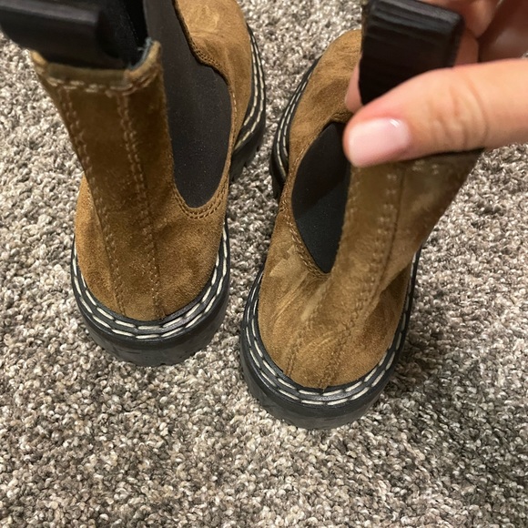 Proenza Schouler
Women's Lug Sole Chelsea Booties - Picture 4 of 4